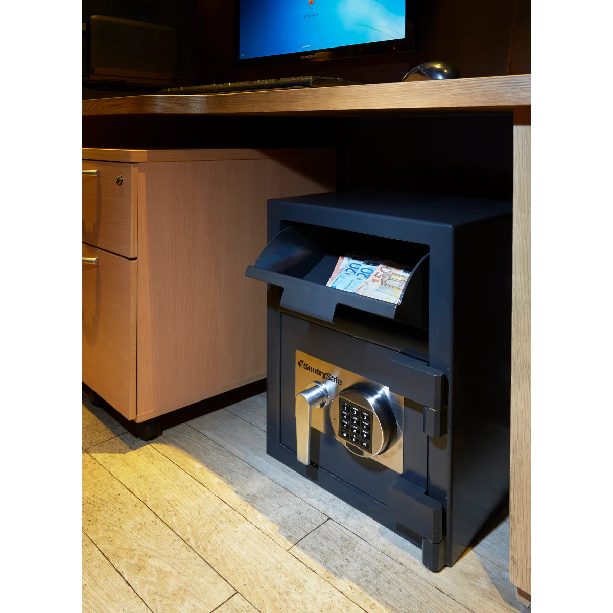 Depository Safe - Image 5